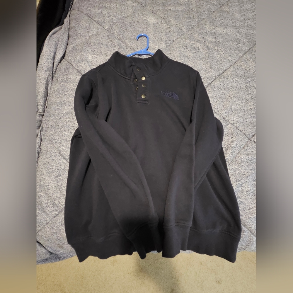 Northface 3 button pullover